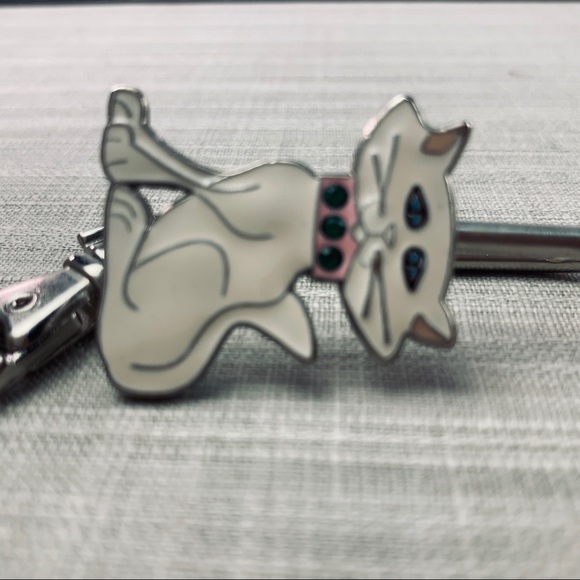 Alexx Key Finders (2)  White Cat and Pink Heart - Picture 4 of 5